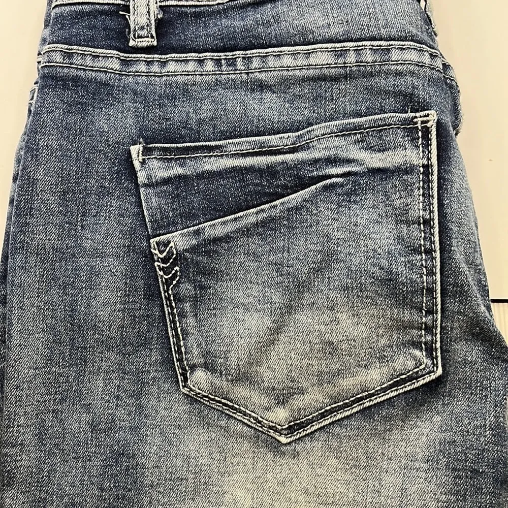 Ban-Jara Shorts Mid Rise Size 28 - Image 12