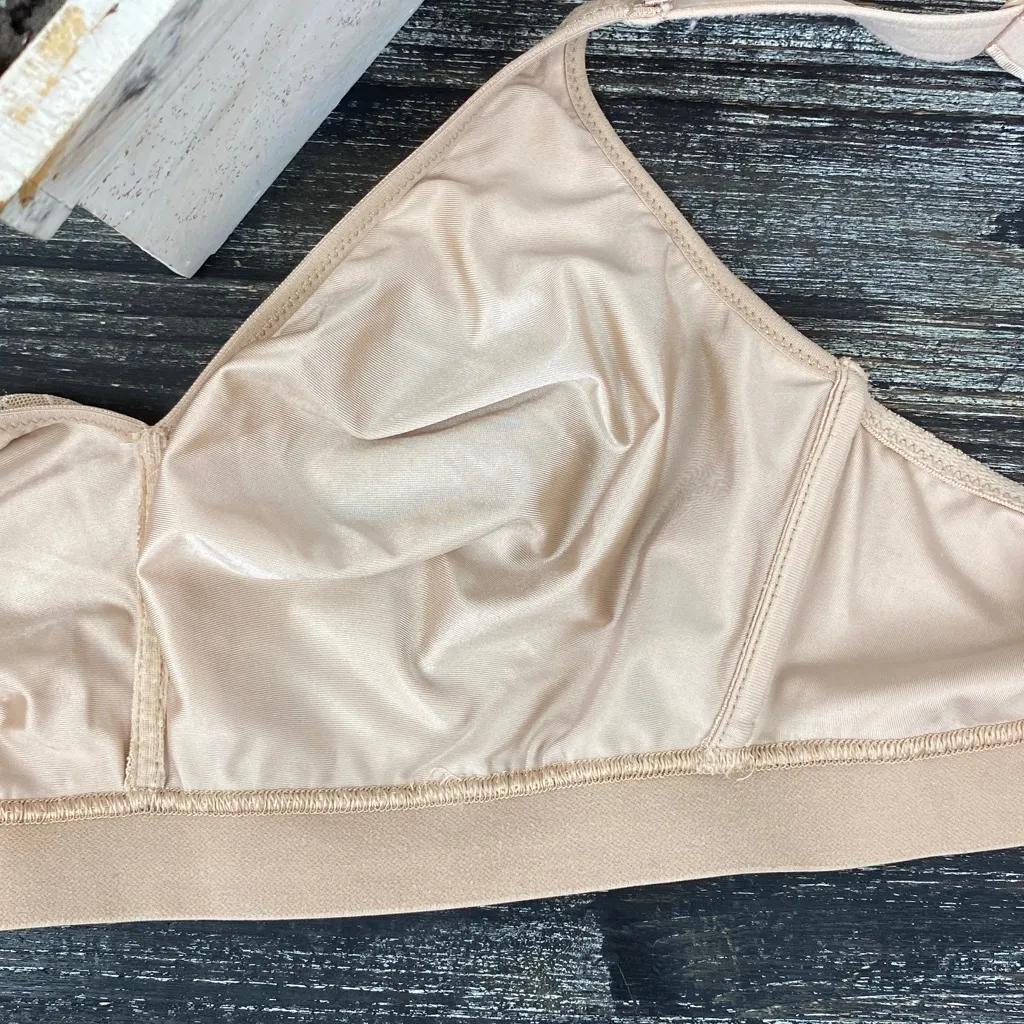 Chantelle Nude Magnifique Wire Free 34DDD 34F Bra - Image 5