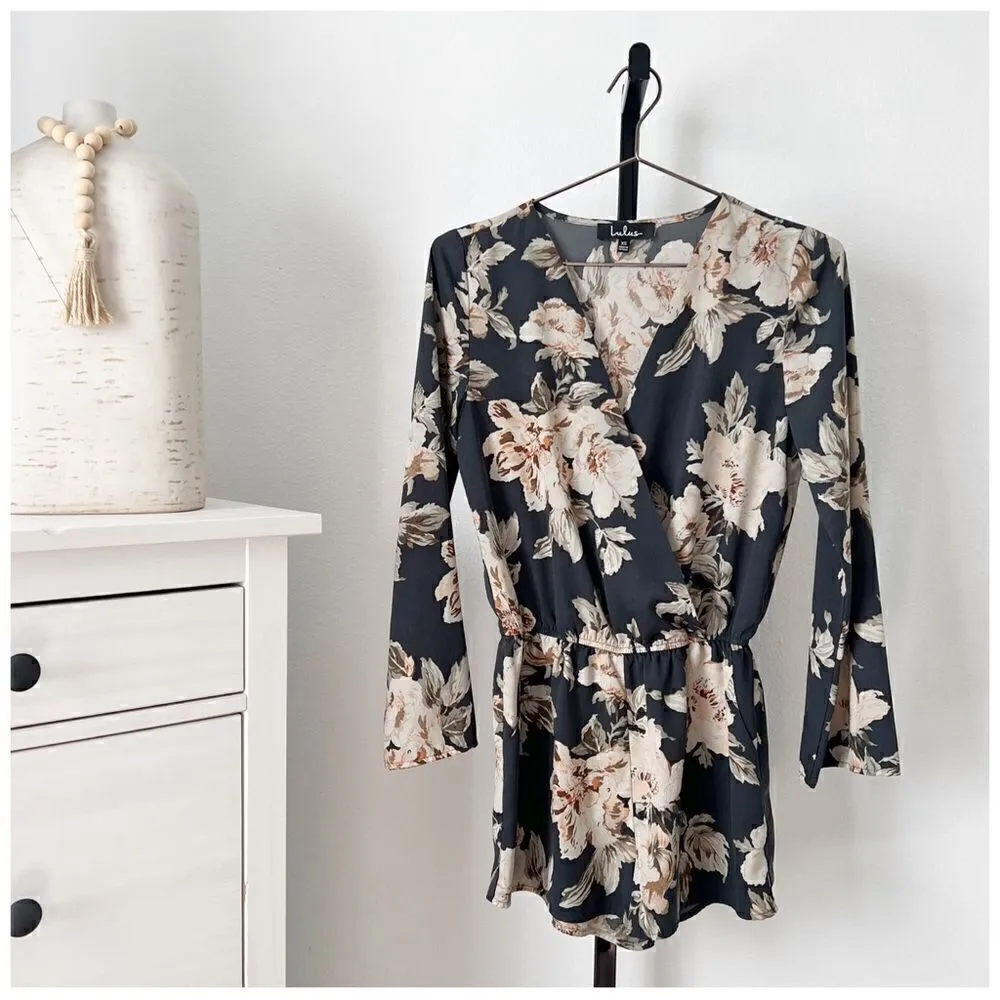 New Lulu’s Prairie Daydream Washed Navy Blue Floral Print Romper Sz XS - Image 10