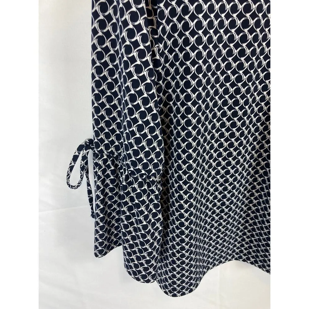 Liz Claiborne Career Swirl Pattern Bell Sleeve Blouse Size Small - Image 4