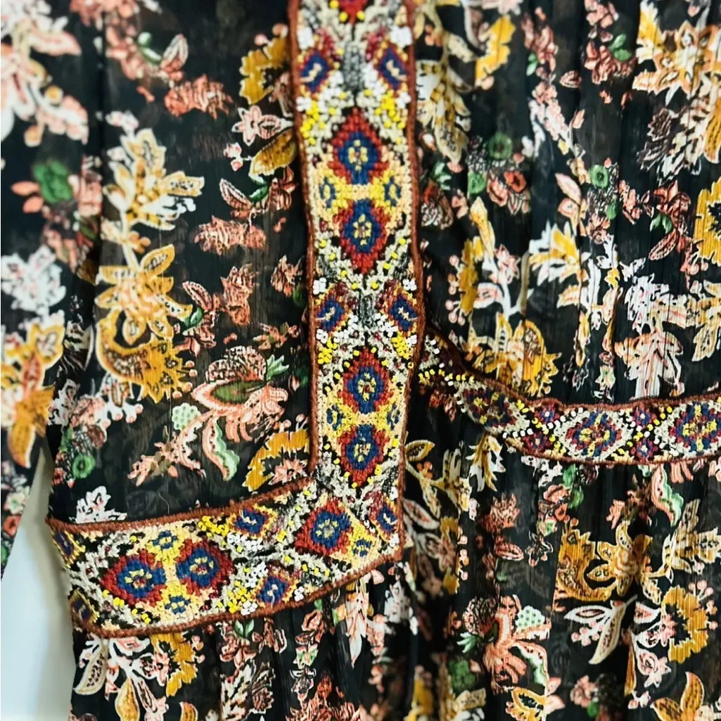 Zara Chiffon Floral Semi Sheer Beaded Embellished Pleated Keyhole Top Medium - Image 7