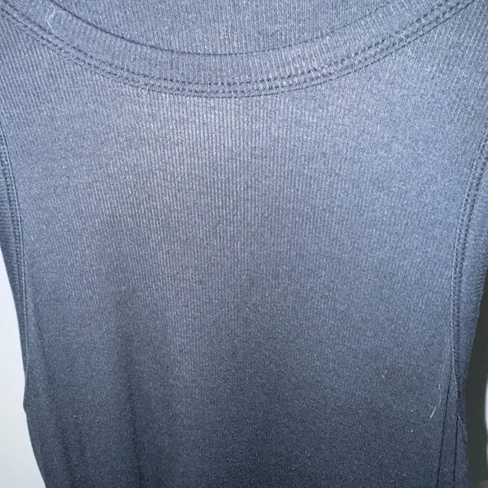 Aritzia ribbed tank​ Size M - Image 5