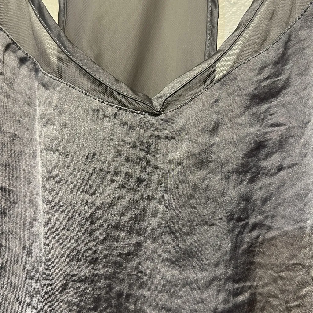 Tahari sleepwear top size m - Image 2