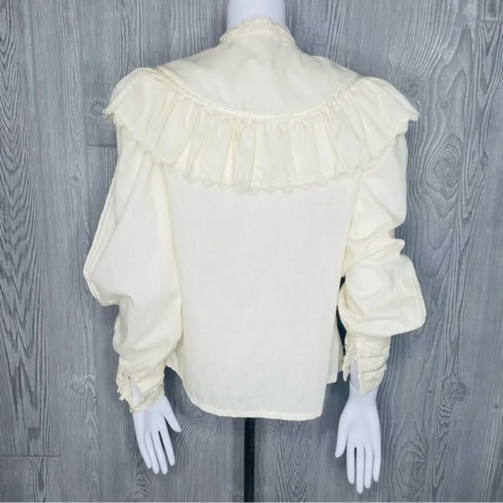 Vintage Victorian lace ruffle high collar blouse long sleeve shirt cottage core White - Image 4