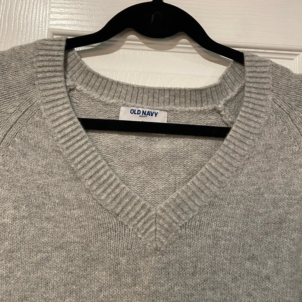 NWT Old Navy Size S Gray So Soft V Neck Long Sleeve Pullover Sweater Mini Dress - Image 2