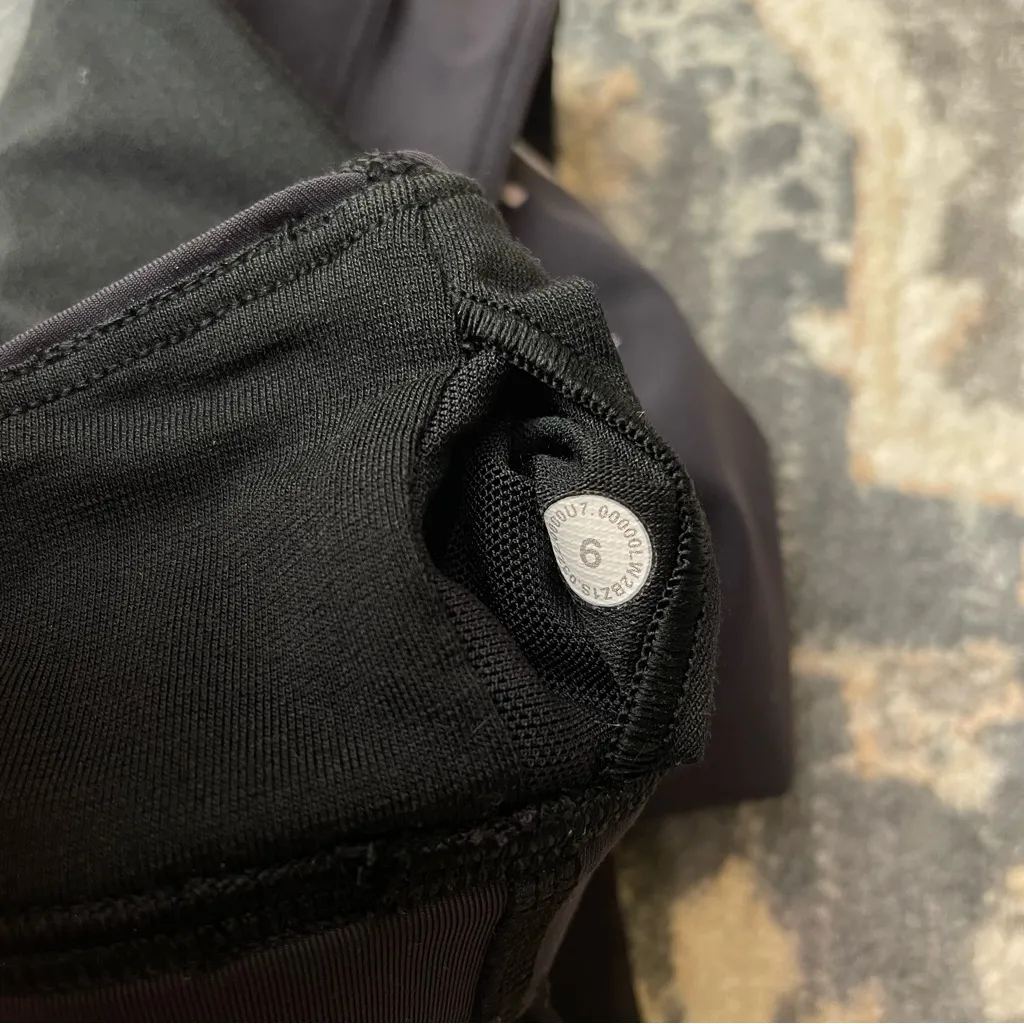 lululemon athletica Sports Bra - Image 4