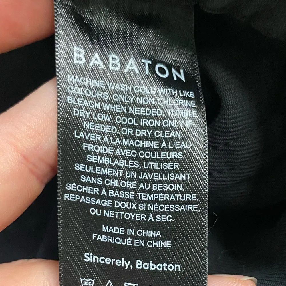 Babaton Dark Grey Cotton and Silk Blend Titan Cargo Cropped Pants - Image 13