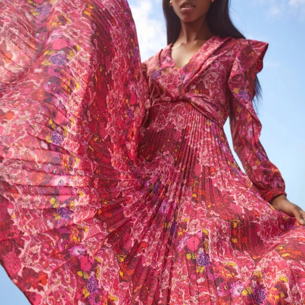 Derek Lam 10 Crosby Chrishelle Pleated Midi Dress, Red Size 0 New wTag SOLD OUT! - Image 8