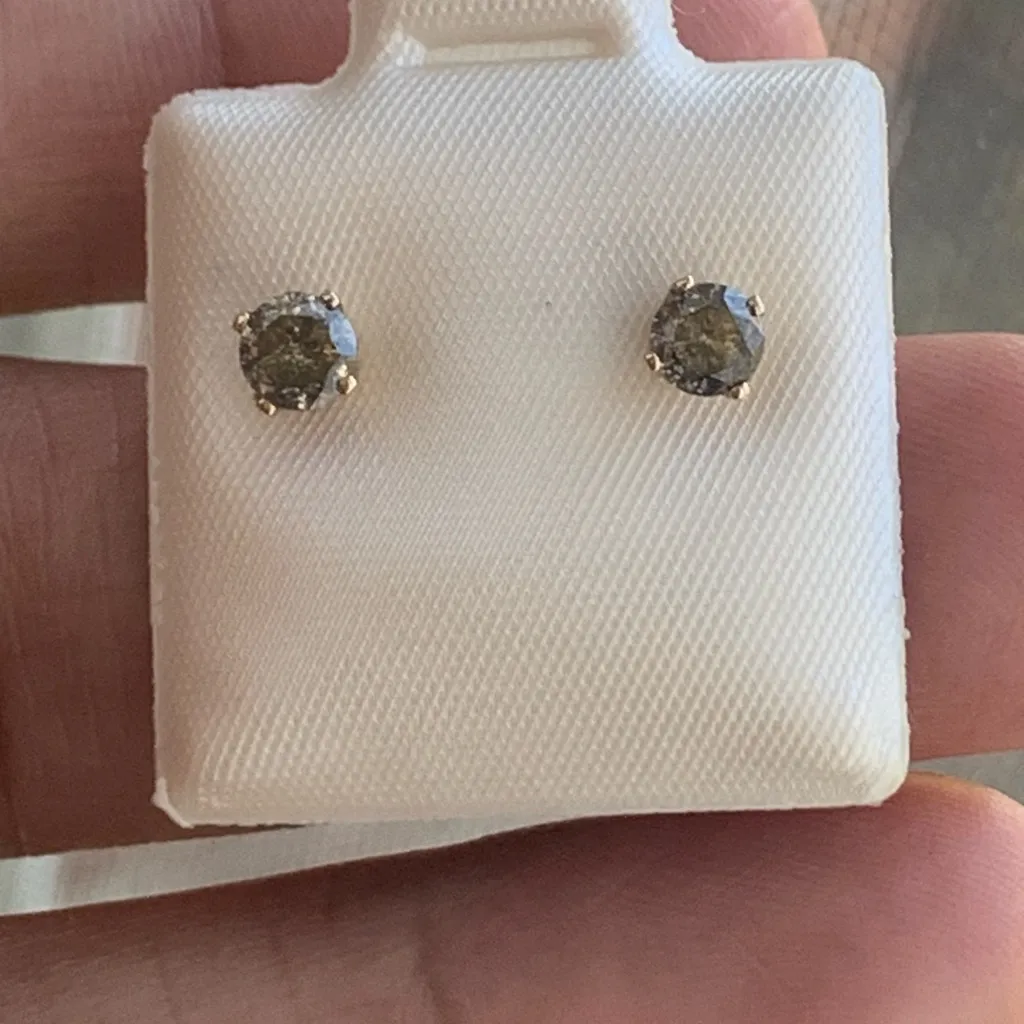 14kt Gold Champagame Diamond Studs - Image 5