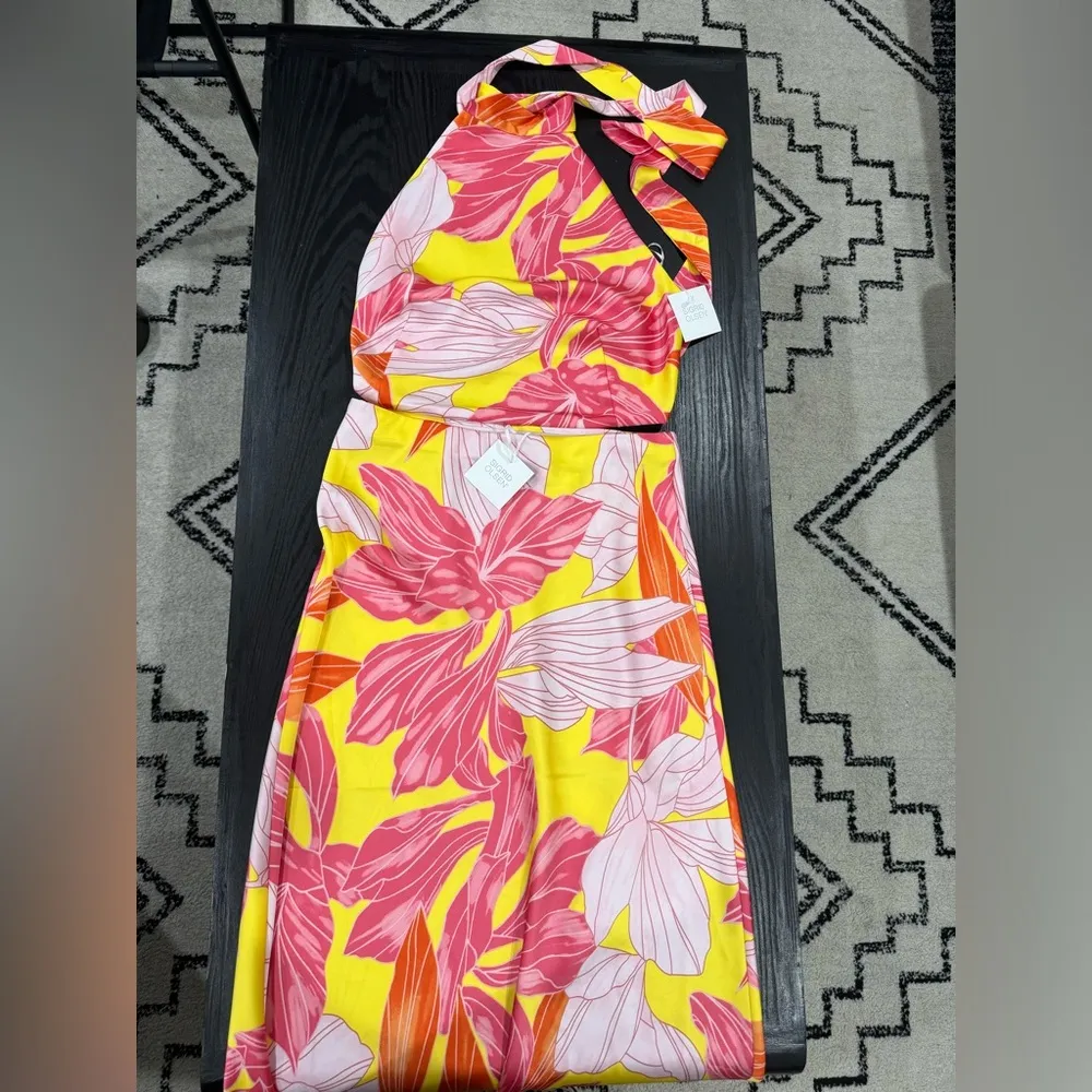 Sigrid Olsen Two Piece Set Halter Top and Skirt Tropical Print Size Small NWT - Image 2