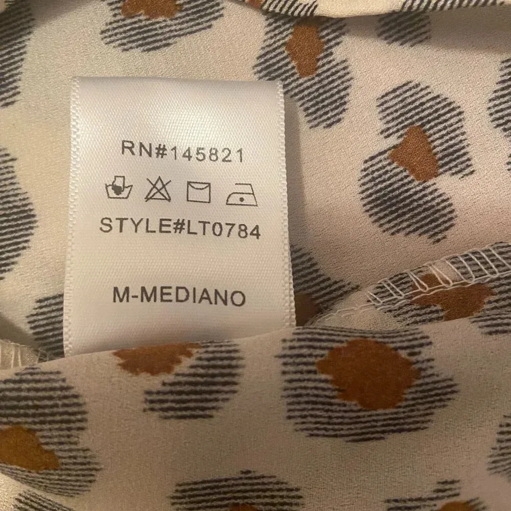 Listicle  Leopard Like Print ButterFly Sleeve Button Down, Medium - Image 6