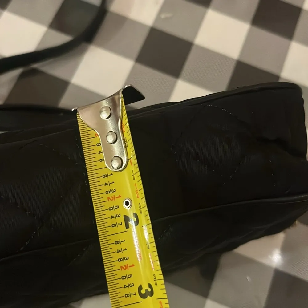 Juicy Couture Black Quilted Cross Body Purse Larchmont - Image 14