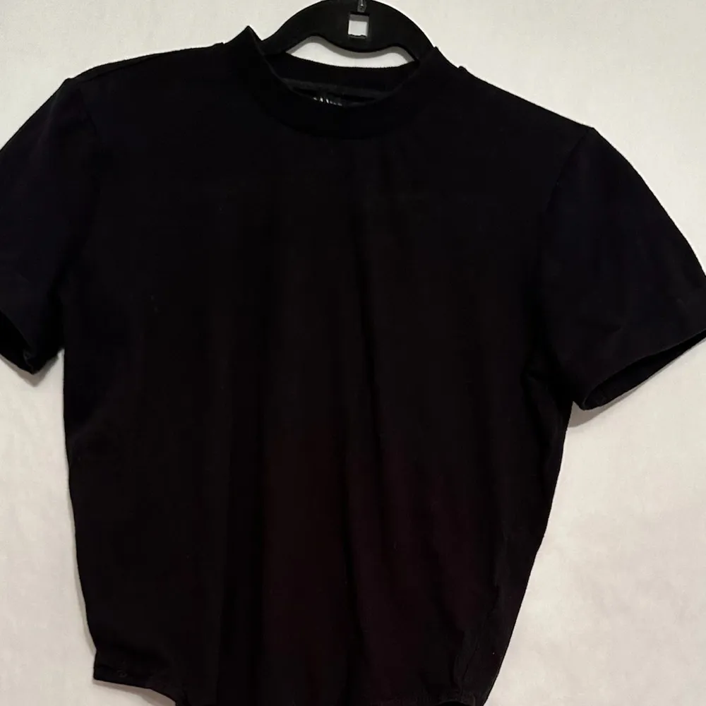 Black Short Sleeve Body Suit T-Shirt Tee Stretch Womens Small - Image 3