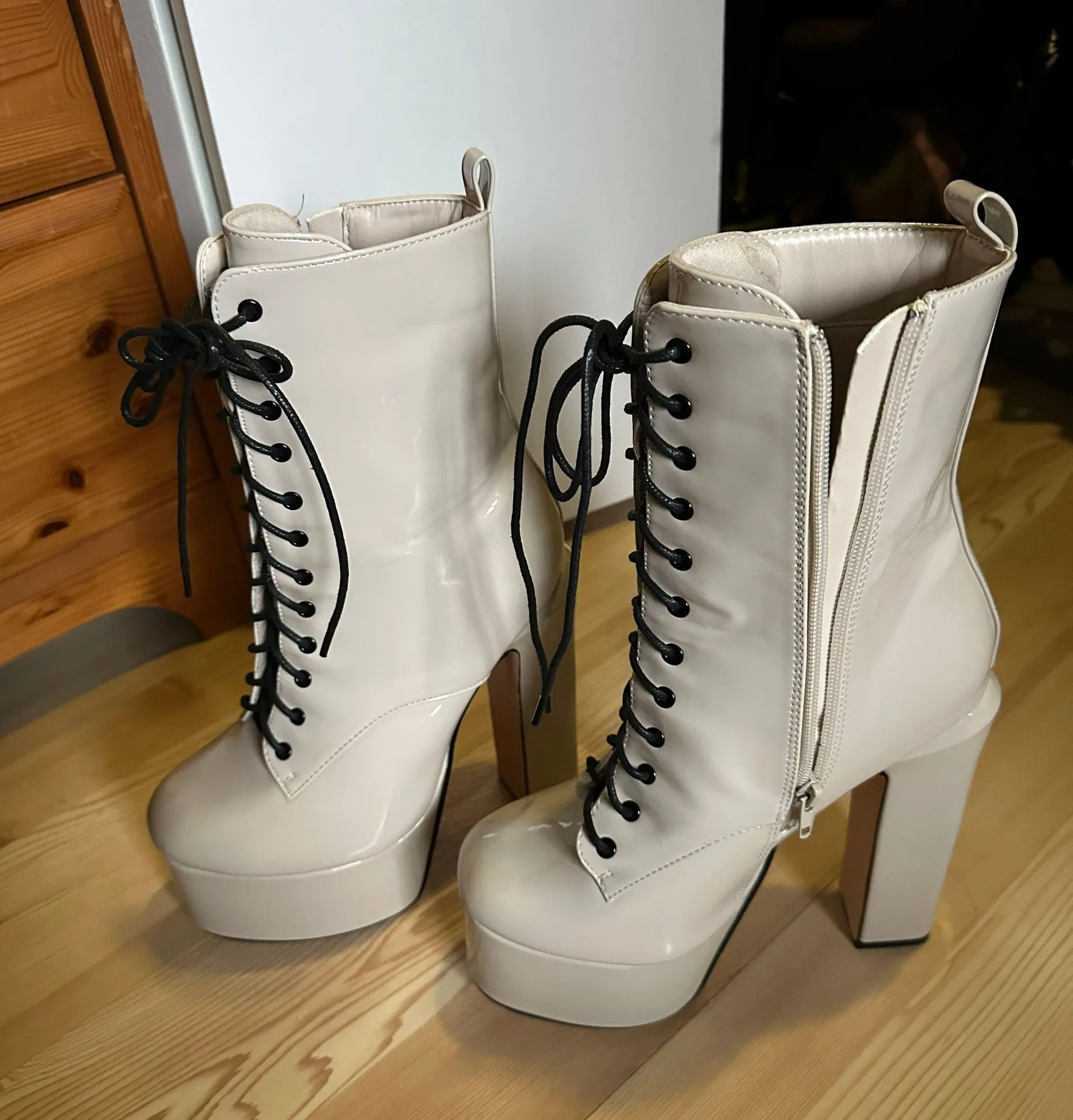 Dolls Kill Boots 7.5 - Image 3