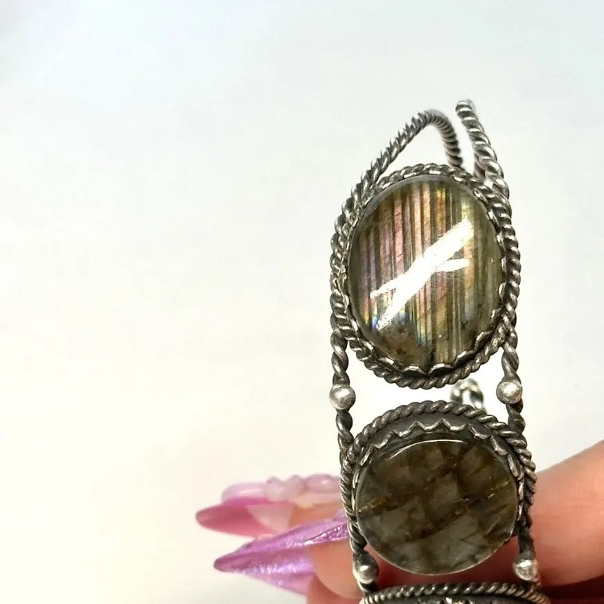 Labradorite Silver Tone Cuff Bracelet - Image 7