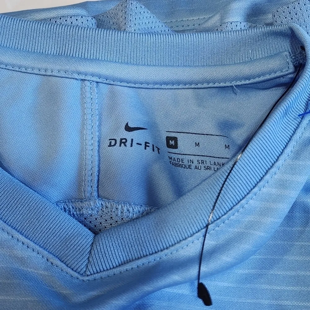 NIKE Tiempo Premier Crew Neck Short Sleeve Soccer Jersey Size: M - Image 8