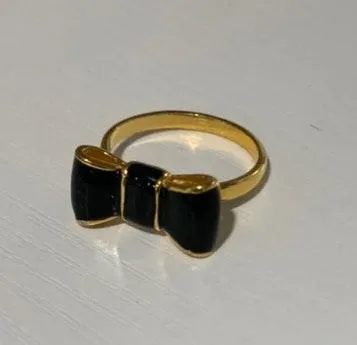 Kate Spade Black Enamel Bow Ring - Image 3