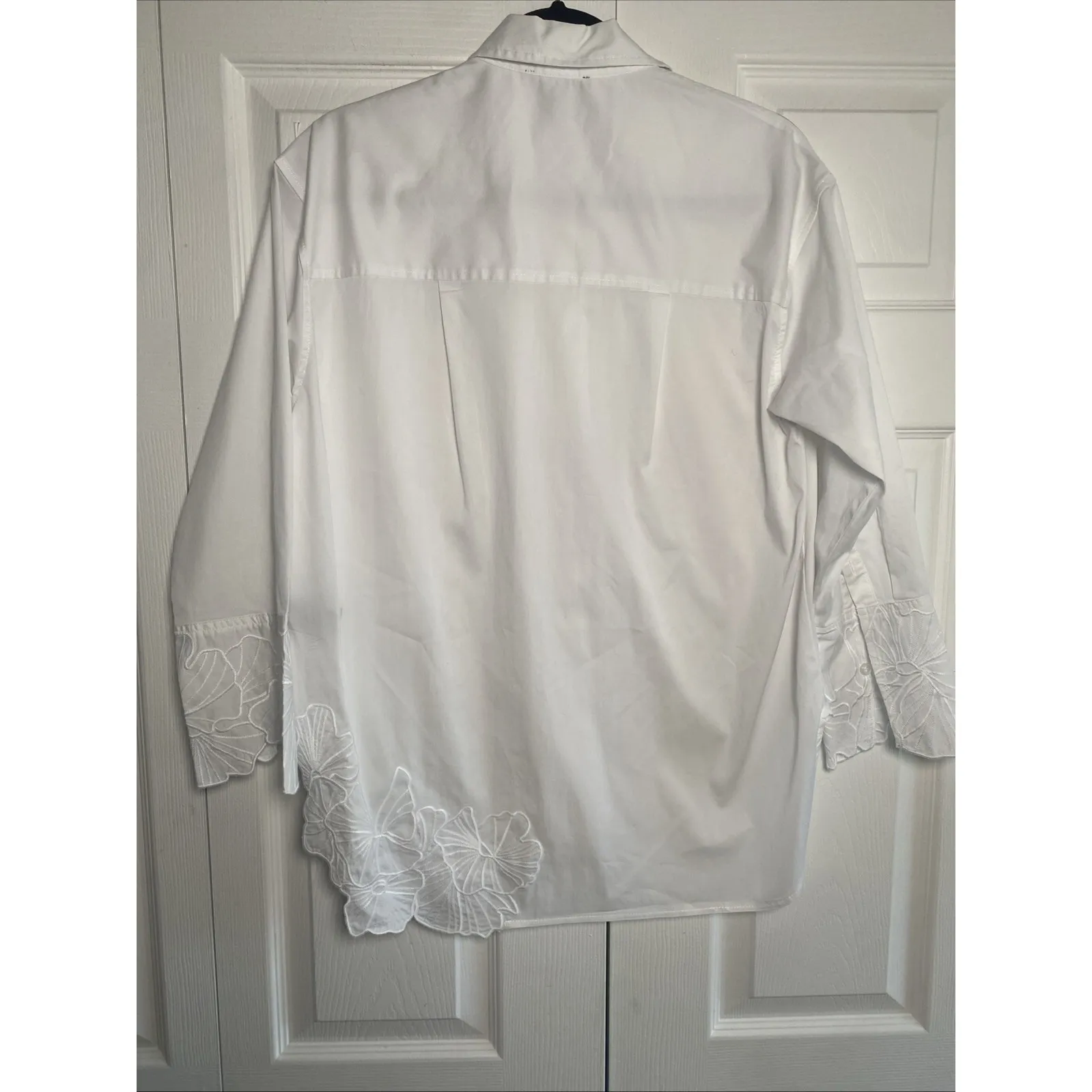 Christian LaCroix Womens XS White Top Floral Embroidery Luxury Clean - Image 6