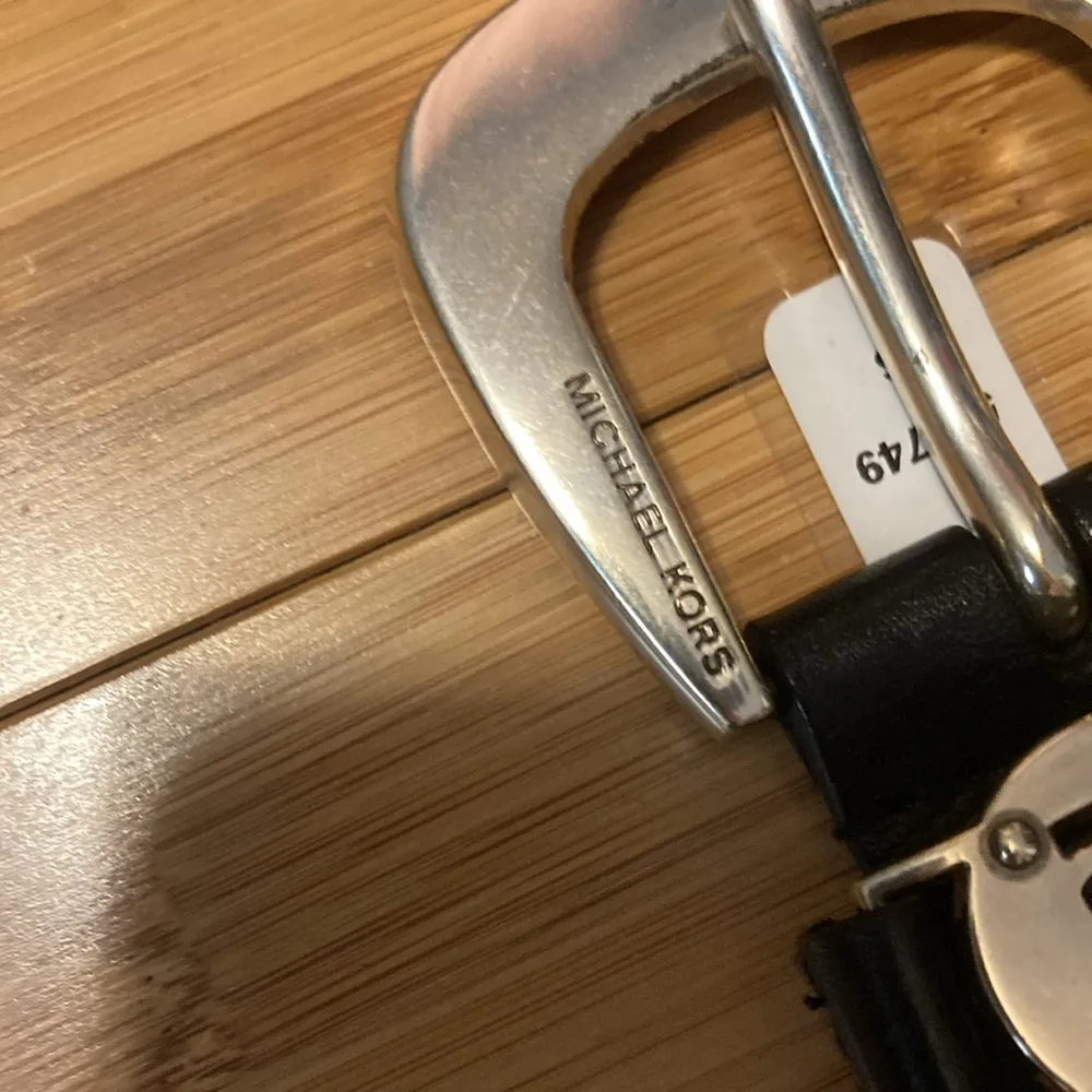 Michael Kors Women’s Silver & Black Belt Size Small NWT Genuine Leather NWT - Image 3