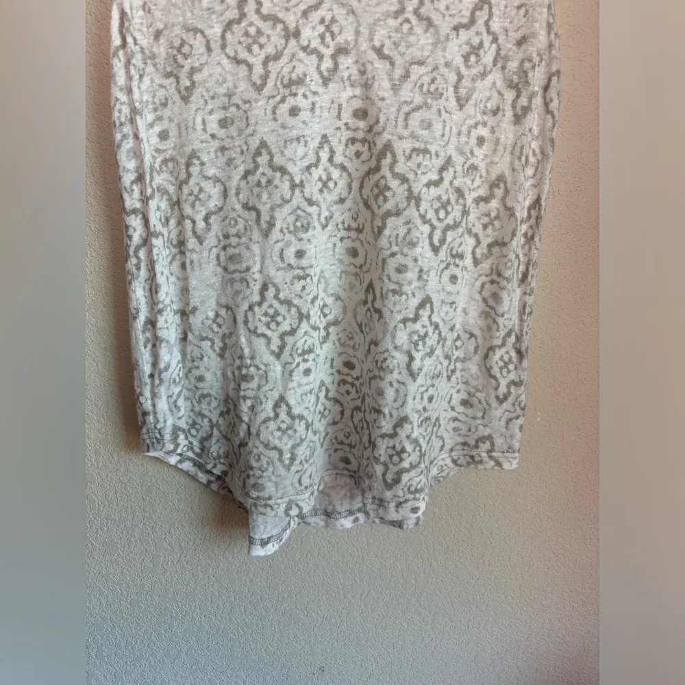 Athleta 100% Linen Taupe Newport Medallion Racetrack Split Neck Tank Top XS - Image 4