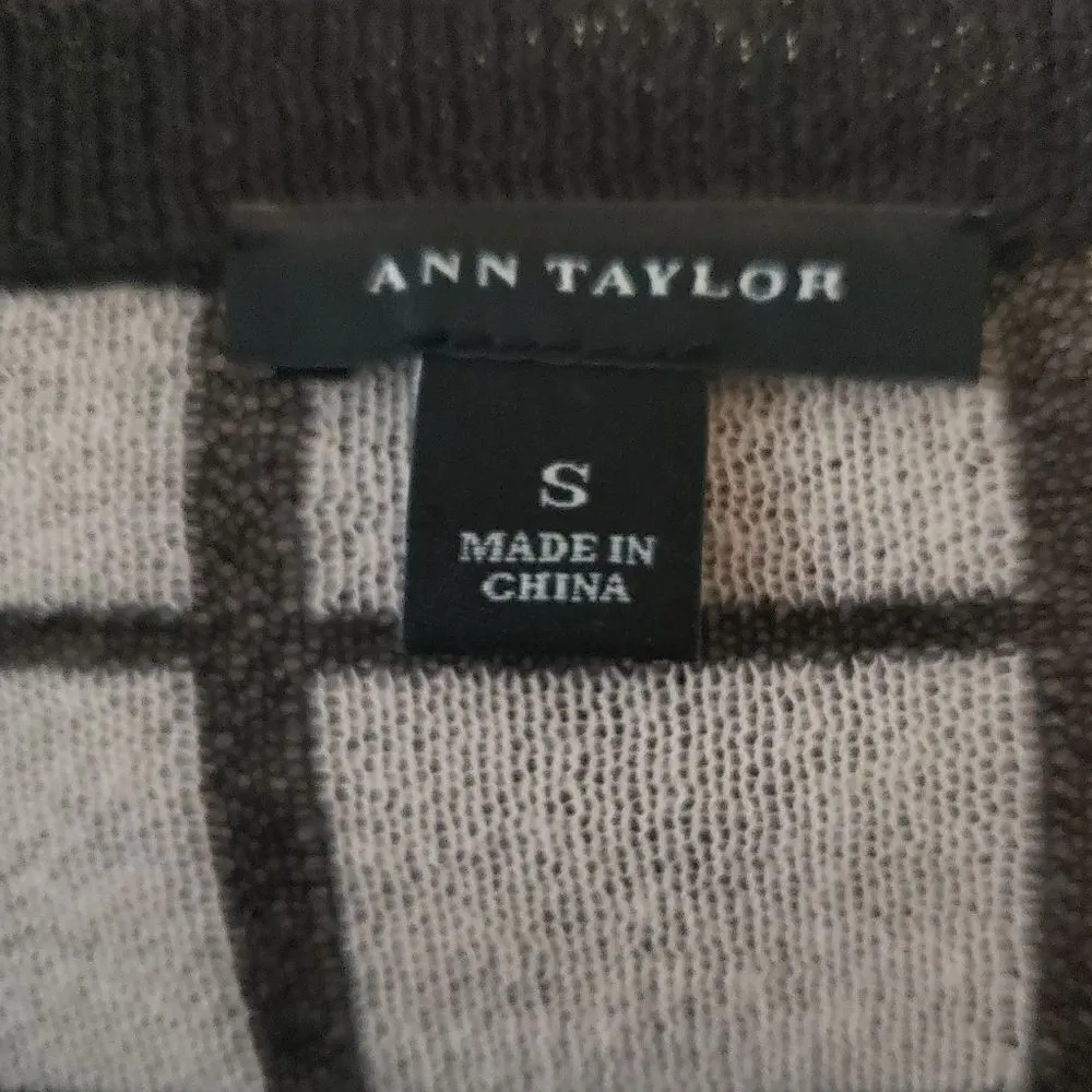 Ann Taylor Cardigan Size Small - Image 2