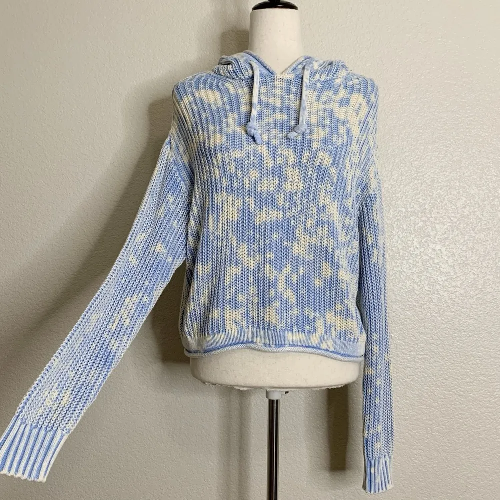 PINK Victoria's Secret Blue Tie Dye Knit Hooded Sweater, Sz Medium - Image 2