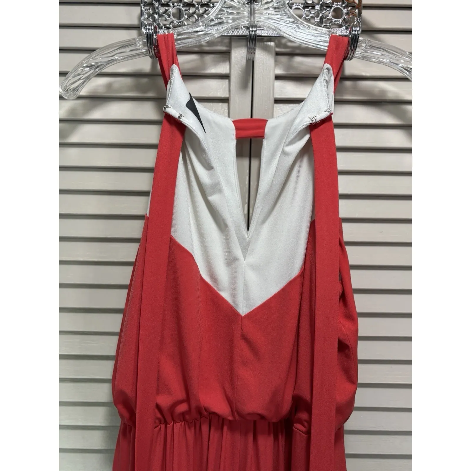 Vince Camuto Coral/Tan Chevron Halter‎ Maxi Dress Size 4 Tie Back Elastic Waist - Image 7