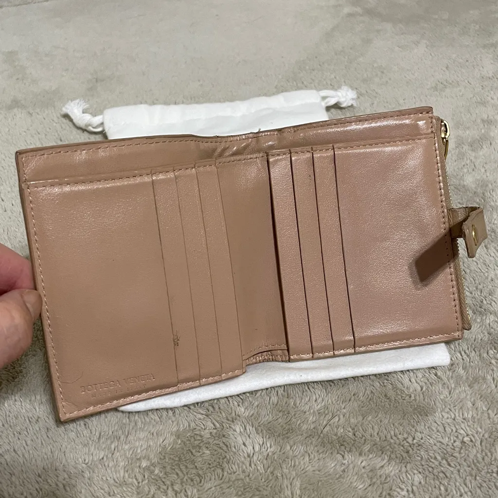 Bottega Veneta Compact Wallet - Image 9