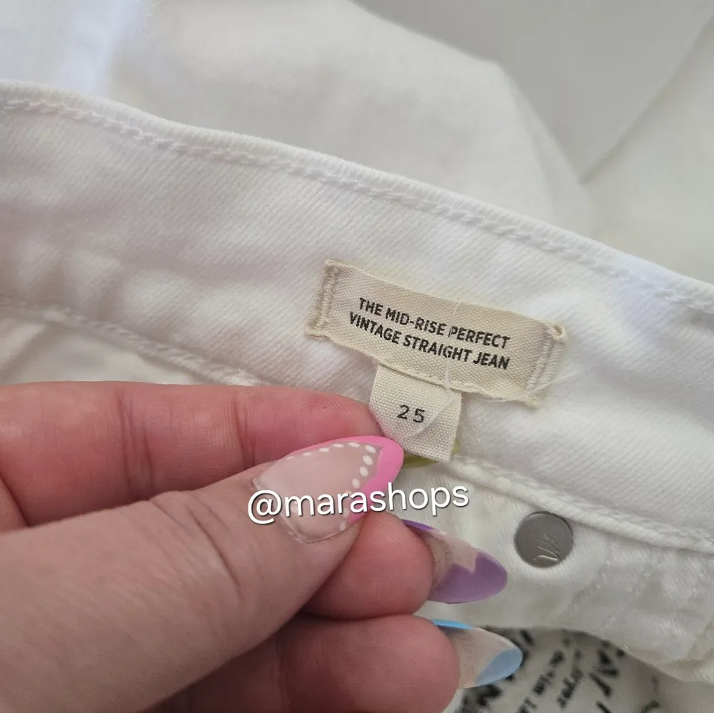 Madewell The Mid-Rise Perfect Vintage Straight Jean in Tile White - Image 8