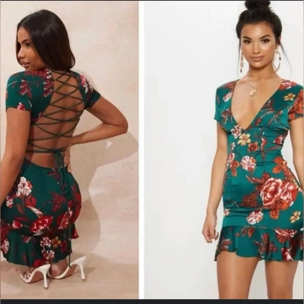 Pretty little thing emerald dress - Image 2