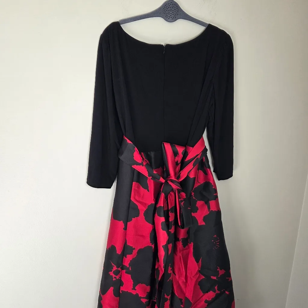 R&M Richards Red and Black Midi Cocktail Dress - Image 5