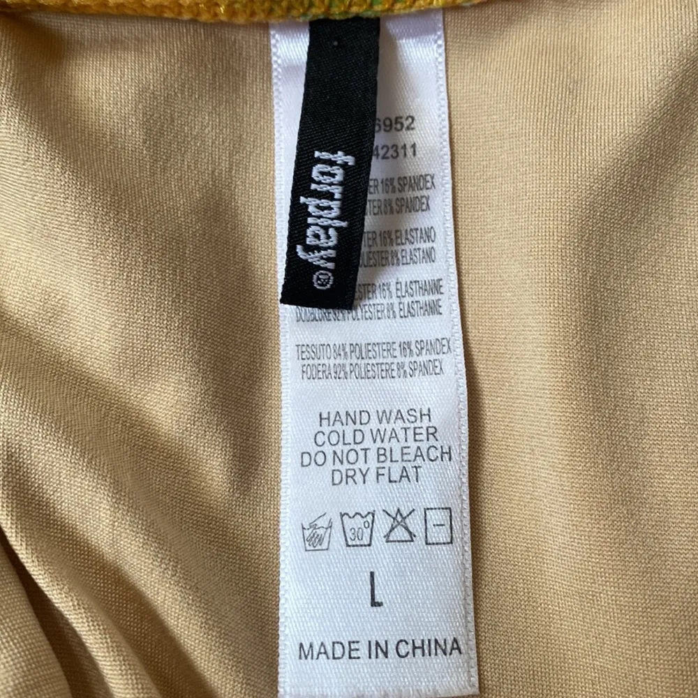 Forplay Women Criss Cross Open Front One Piece Swimsuit Large Pineapple Plunge Green - Image 12