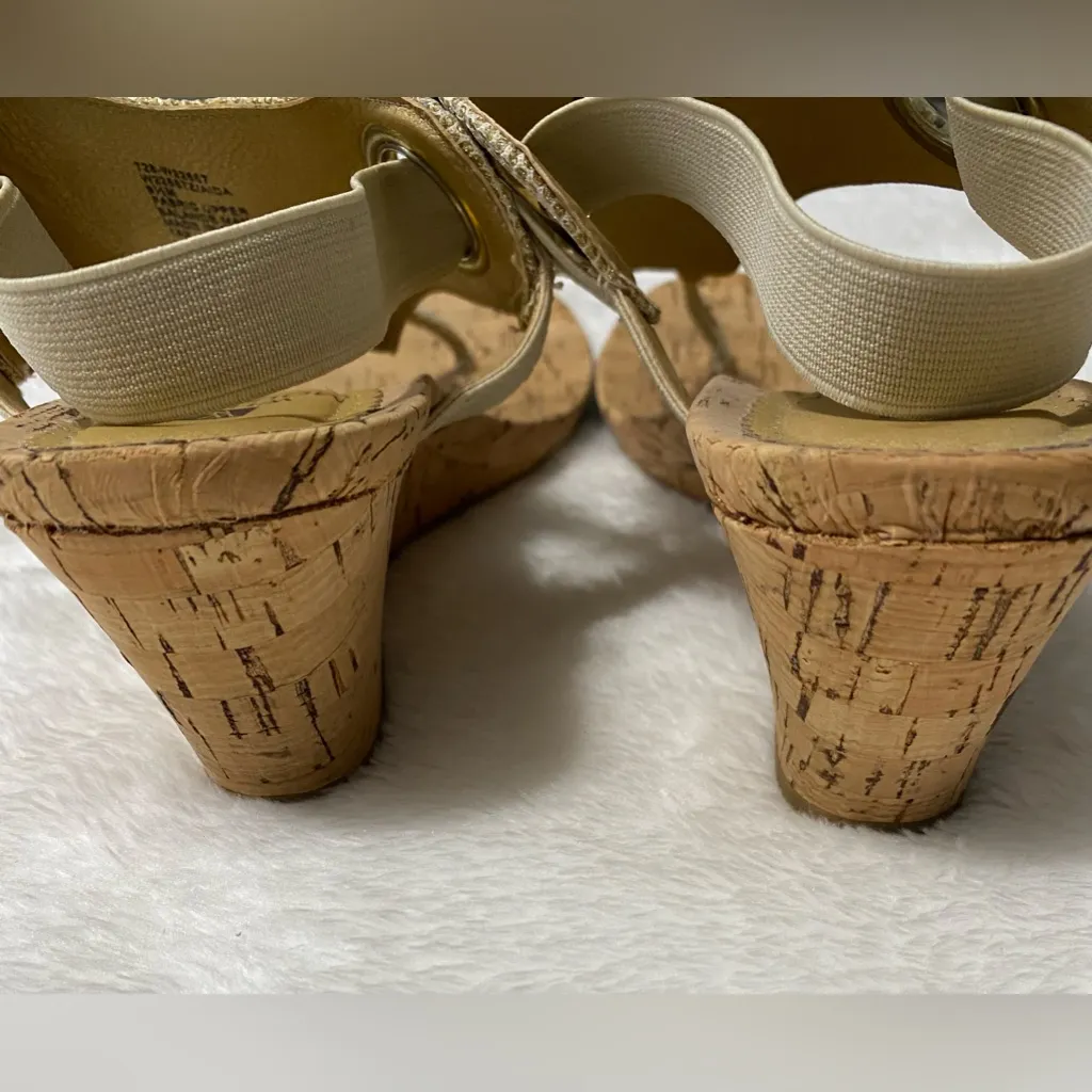 WHITE MOUNTAIN Women's All Good Cork Wedge Sandal. - Image 4