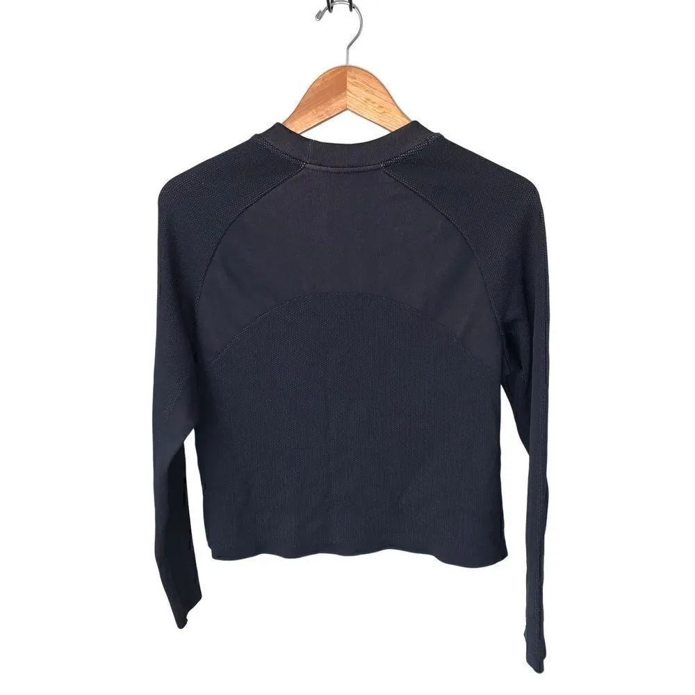 Athleta Black Turbo Seamless Sweatshirt size L - Image 4