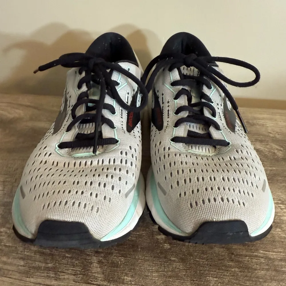 Brooks  Ghost 13 Running Sneakers Gray Women’s Size 9.5 Lace Up - Image 3