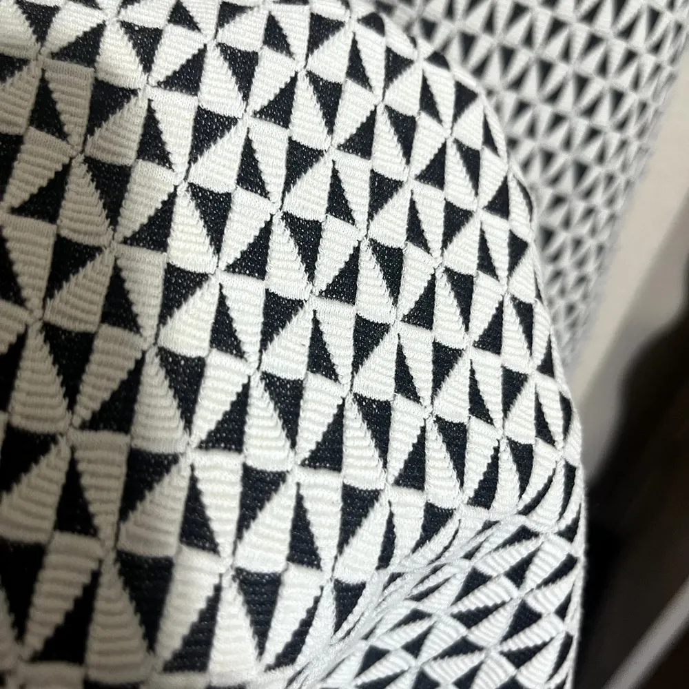 Piazza Italia Knit Sweater dress black white geometric sheath mini US sz M - Image 5