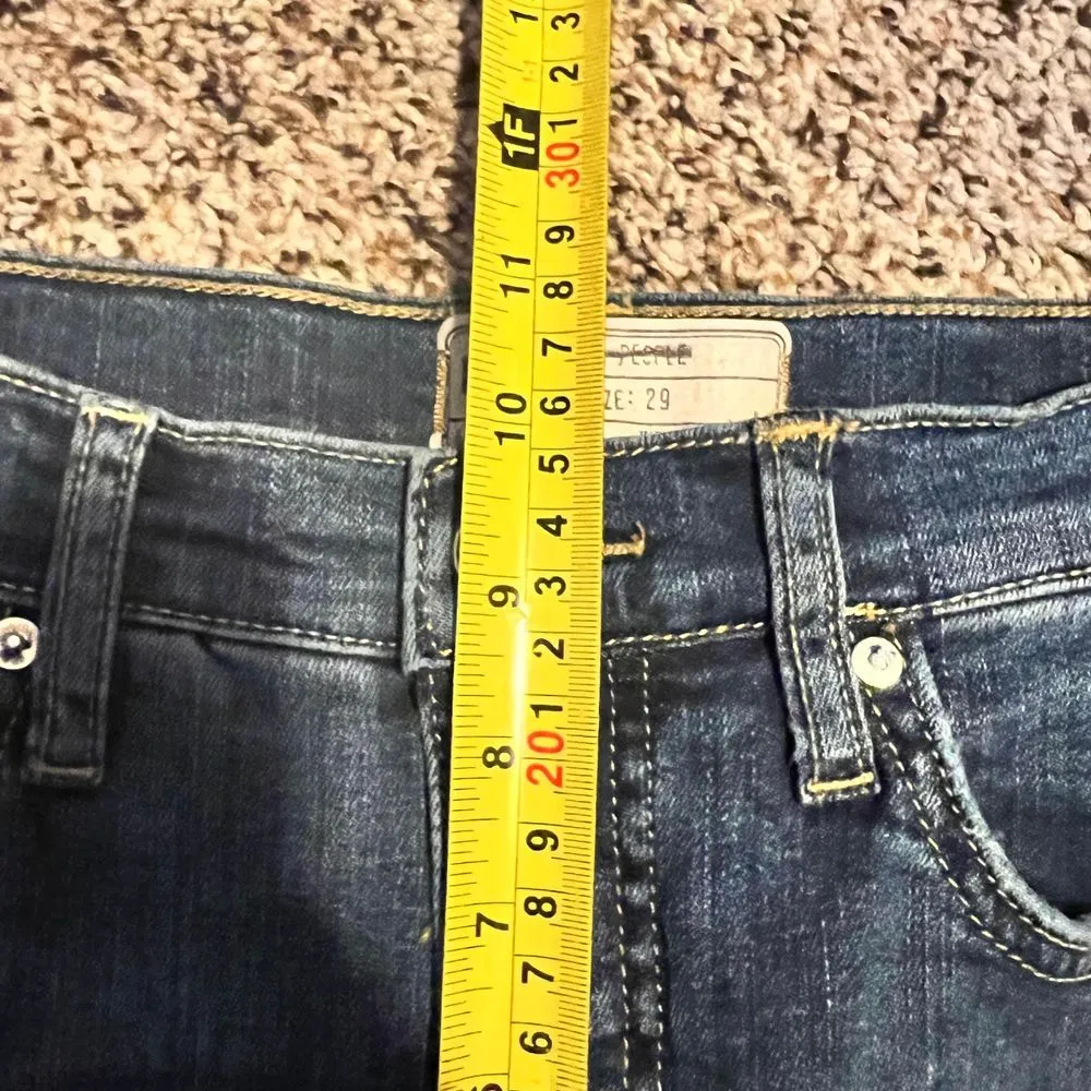Free People Distressed Skinny Jeans with Knee Rips Size 29‎ Medium Wash Denim - Image 3