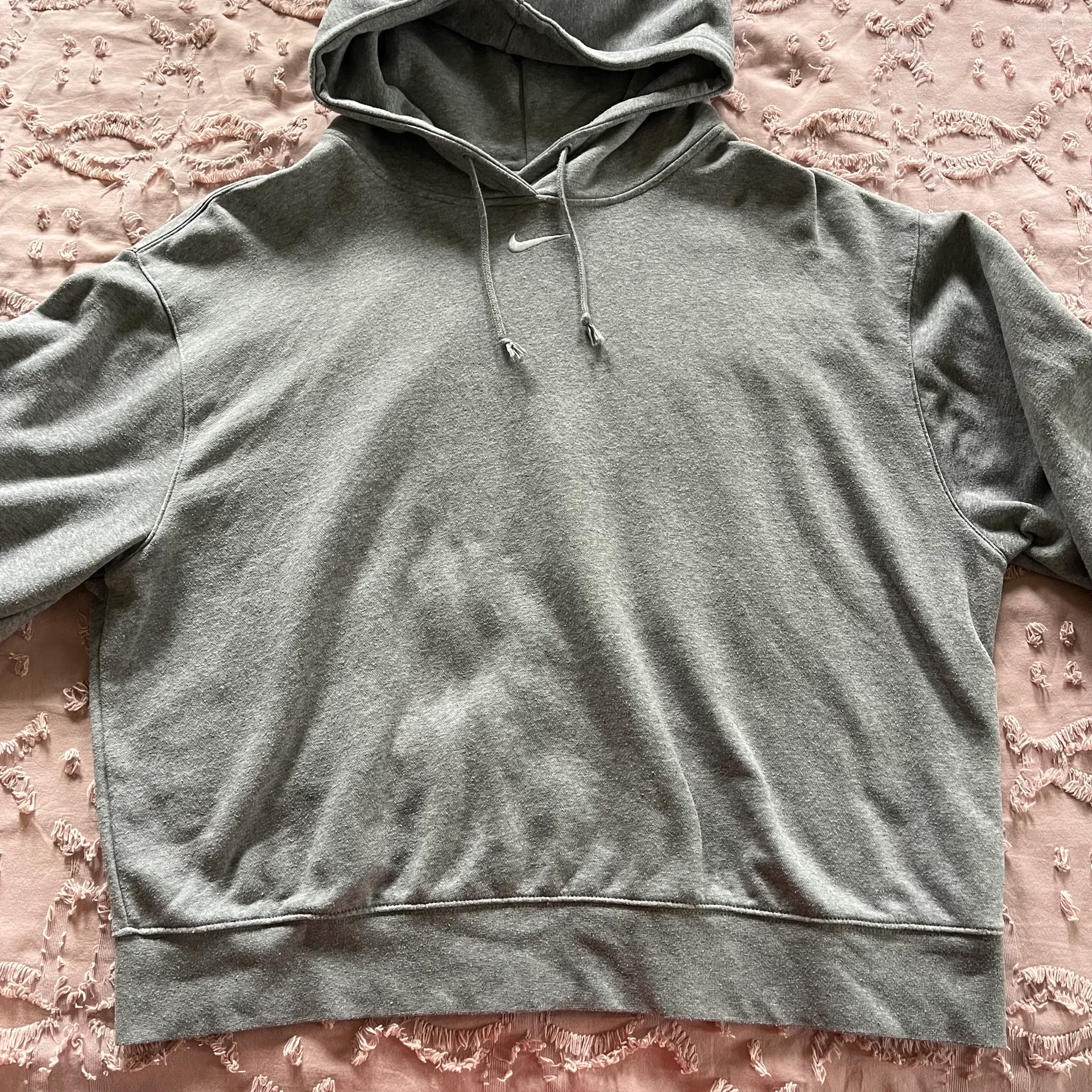 Sportswear Collection Essentials Women's Oversized Gray Fleece Hoodie - Image 2