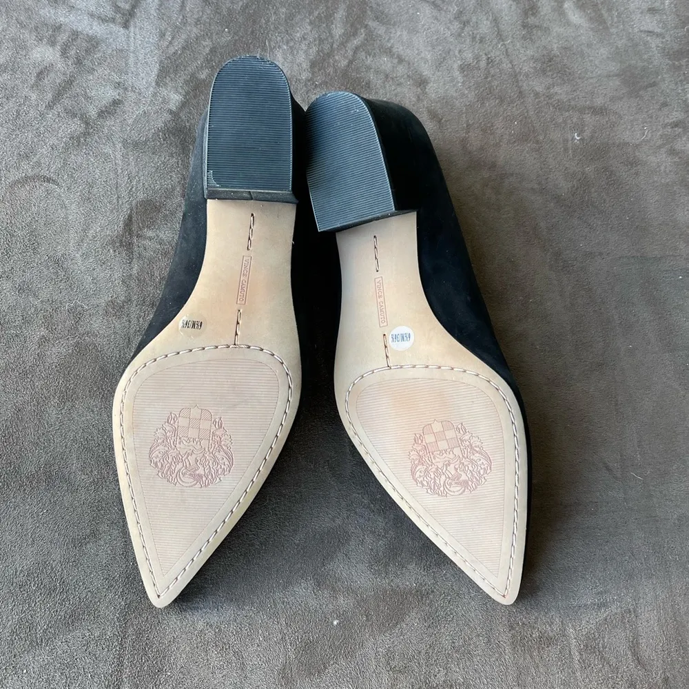 🆕 Vince Camuto Pointed Toe Pumps - Image 4