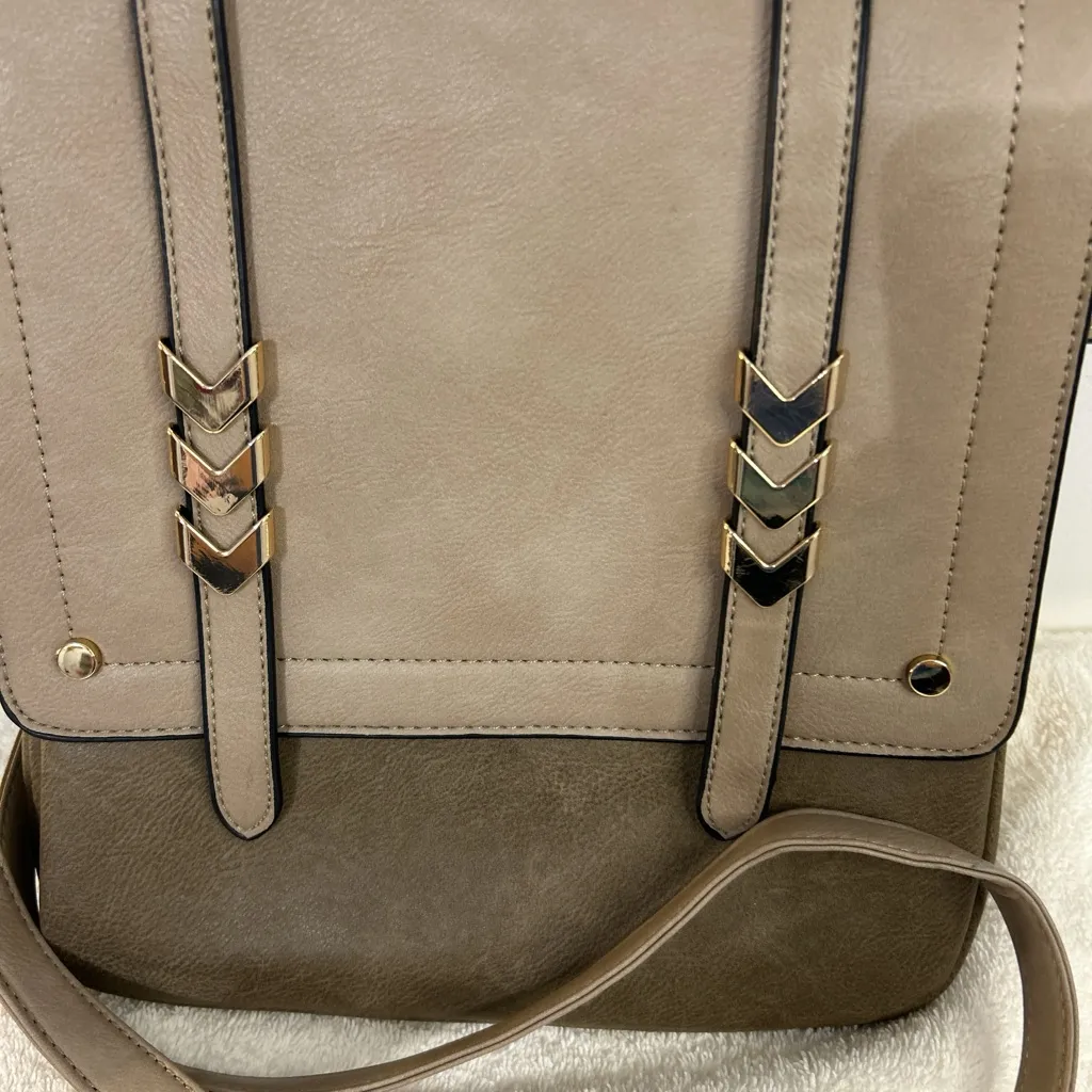 Crossbody Messenger - Image 2