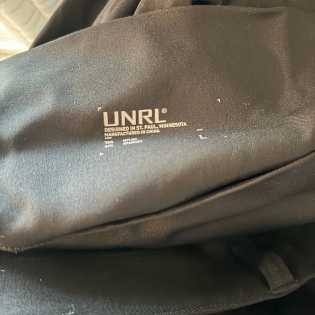 UNRL Women's Black Leggings Size L - Image 6