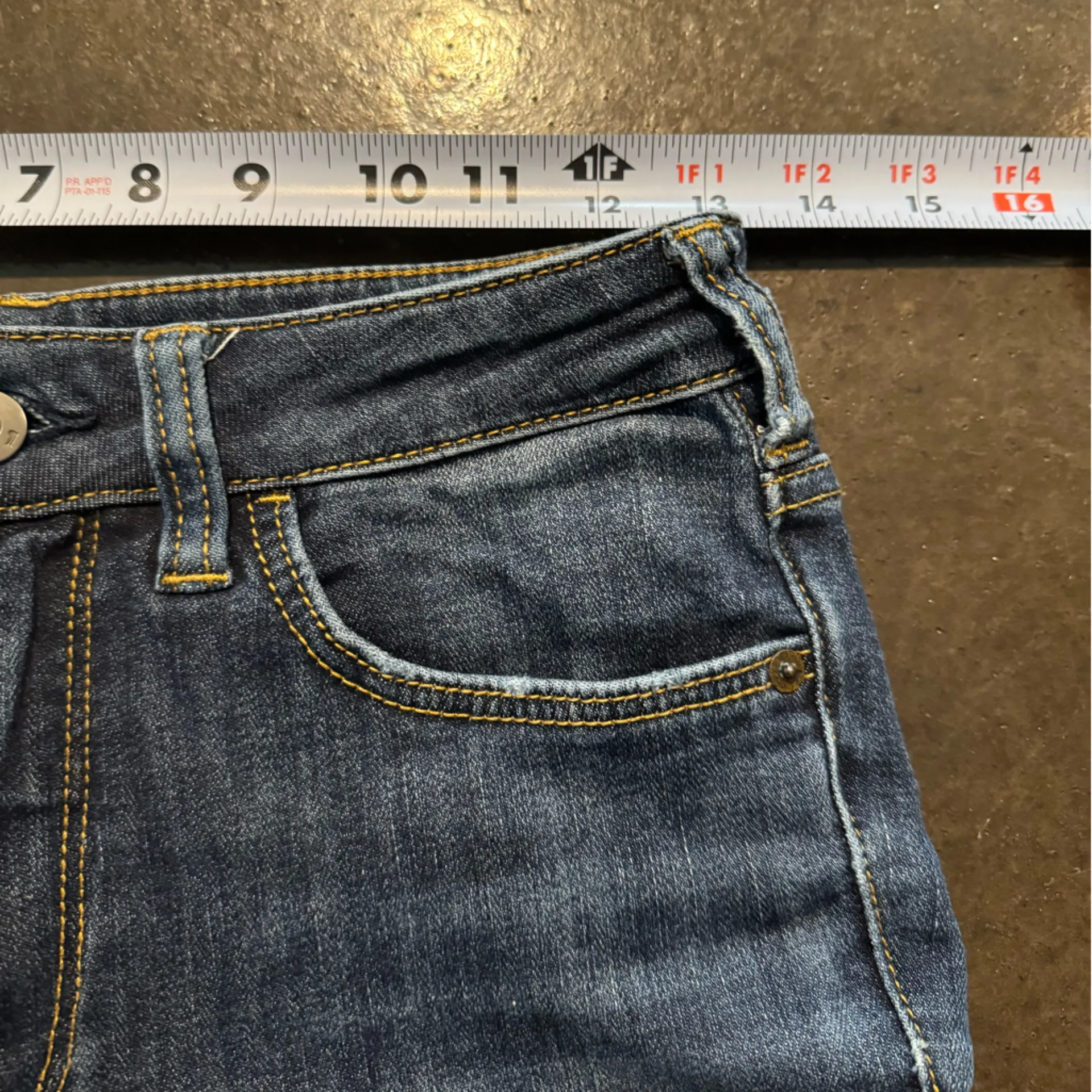 Anthropologie Skinny Jeans - Image 5