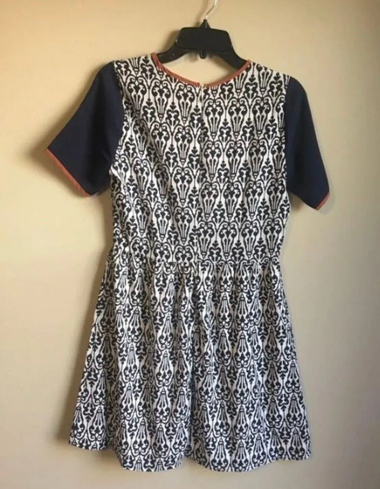 Medium Black And White Dress - Image 2