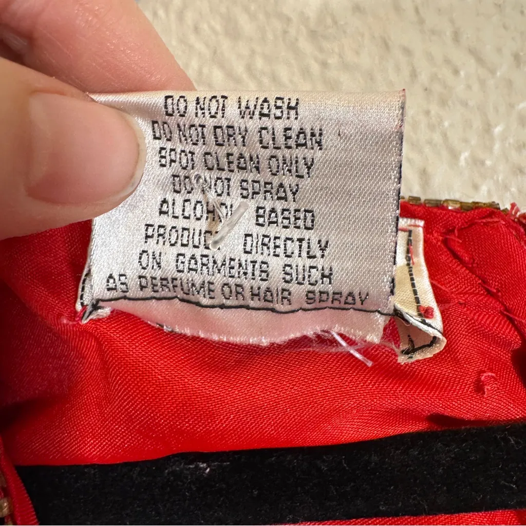 Vintage Stenay Red Silk Black Beaded Short Sleeve Blouse Womens XL Christmas Bow - Image 9