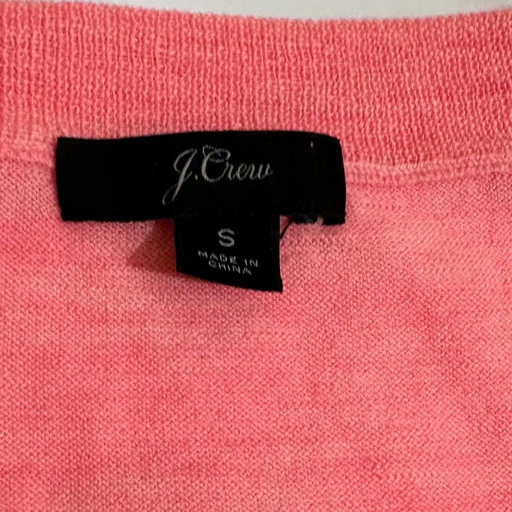J.Crew Tippi Sweater 100% Merino wool, crewneck, classic fit, coral pink Small - Image 2