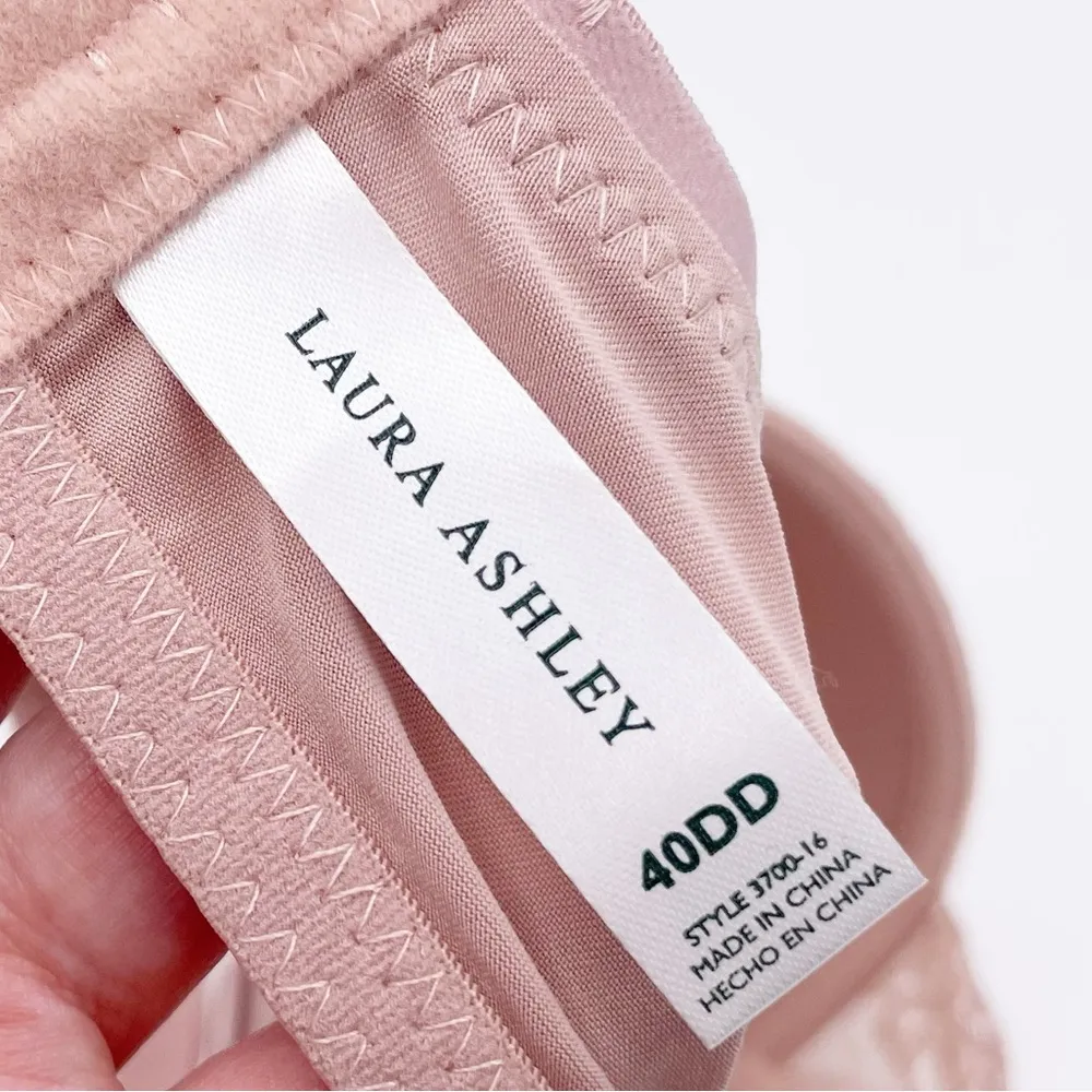 Laura Ashley Lightly Lined Full Coverage Lace Underwire Bra 3700-16 Size 40DD - Image 5