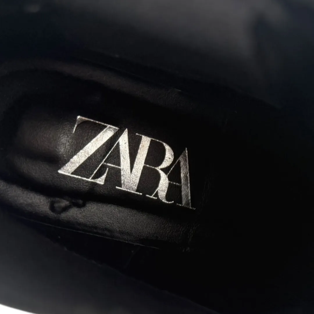 ZARA Women's Black Leather Chelsea Ankle Boots Size 7.5 (EU 38) Minimalist - Image 3