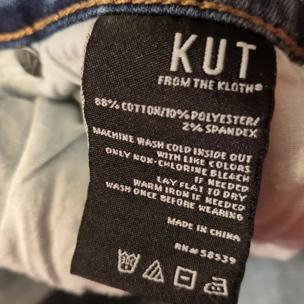 Kut from the cloth distressed fringed high rise ankle flare size 4 - Image 6