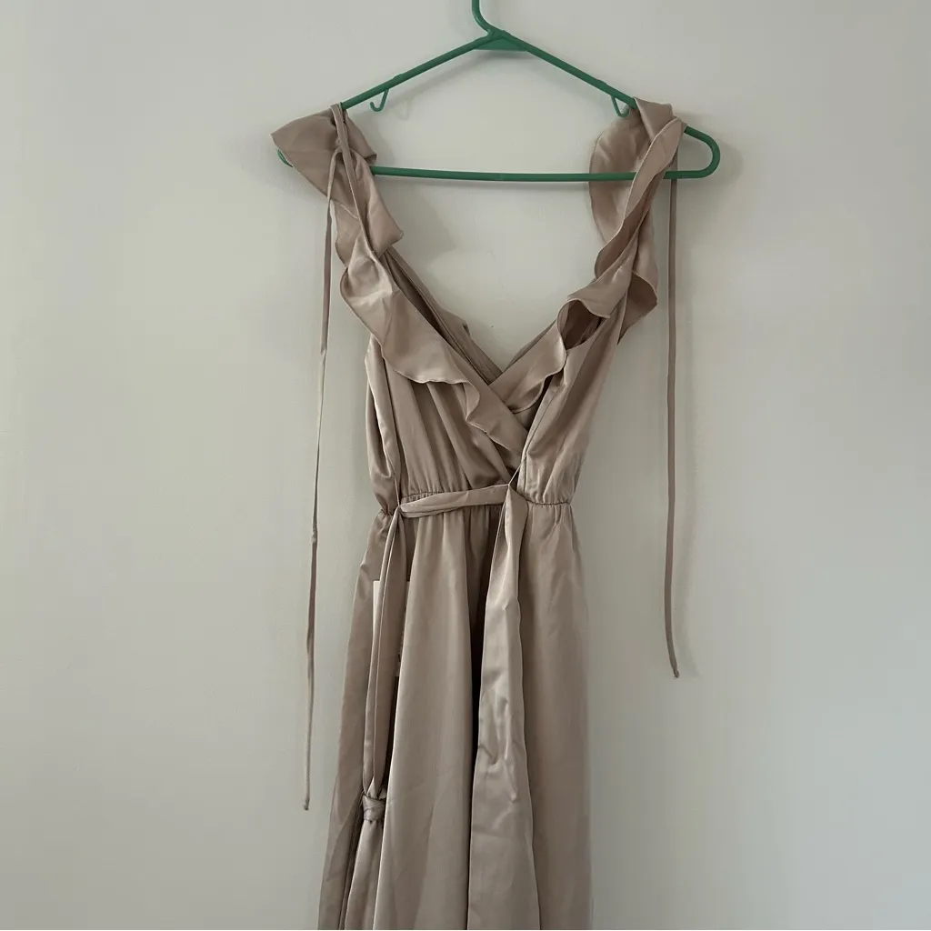 NWT Show Me Your Mumu Samantha Ruffle Champagne Luxe Satin Wrap Dress Size S - Image 7