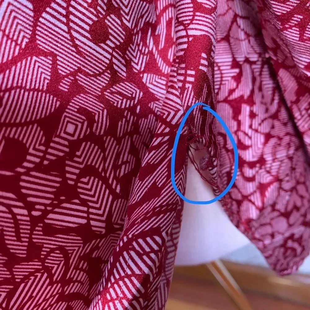 Diane von Furstenberg‎ Vintage Red Print Blouse - Image 7